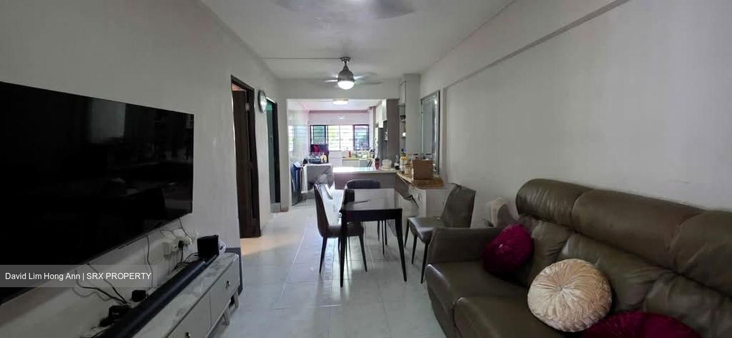 Blk 127 Yishun Street 11 (Yishun), HDB 3 Rooms #557693951